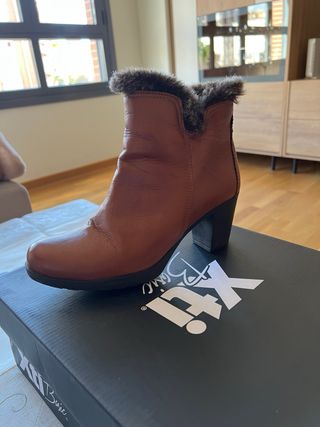 Botines de piel y pelo
