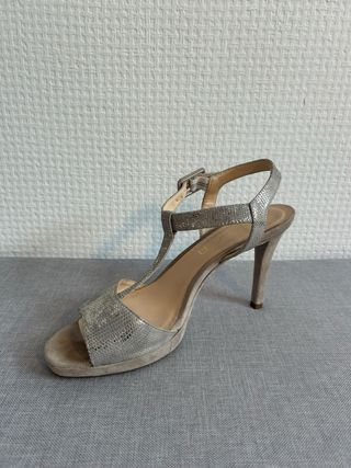 Sandalías tacón Unisa