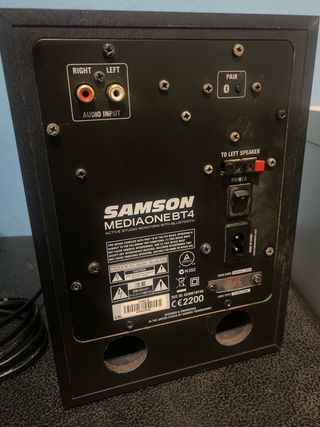 Monitores Estudio Samson MediaOne BT4