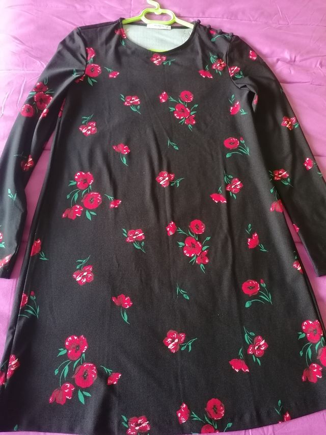 Vestido negro de flores Mango S