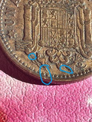 1 peseta Franco 1963 con errores leer