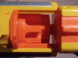 Nerf eléctrica N-STRIKE Barricade Rv-10