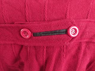 Chaqueta corta de pana, color rojo