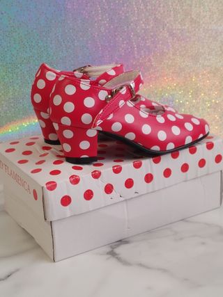Zapatos de nlña de flamenco