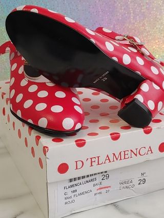 Zapatos de nlña de flamenco