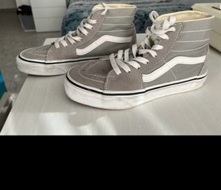 Vans Altas