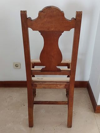 antiguo silla castellano de caoba tallada