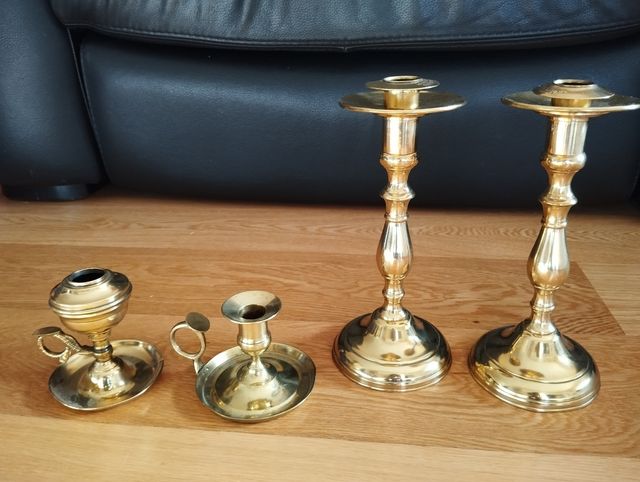 Conjunto de candelabros y candiles bronce