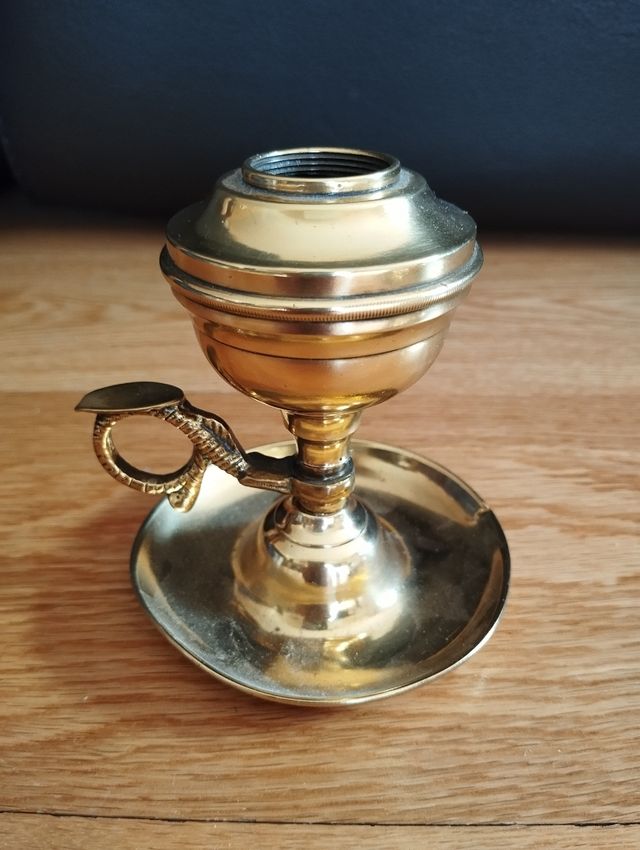 Conjunto de candelabros y candiles bronce