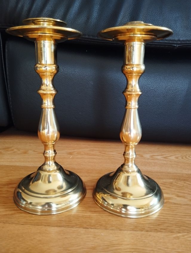 Conjunto de candelabros y candiles bronce