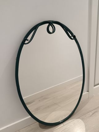 Tocador con espejo de forja verde oliva