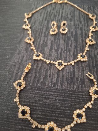 Conjunto chapado en oro