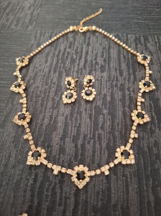 Conjunto chapado en oro