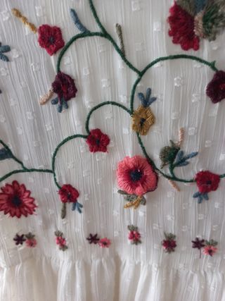 Vestido mono plumetti Zara