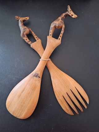 Cuchara y tenedor africanos. Vintage