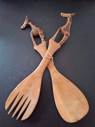 Cuchara y tenedor africanos. Vintage
