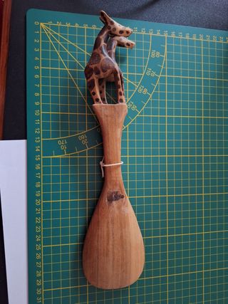 Cuchara y tenedor africanos. Vintage