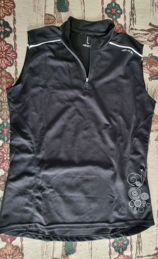 Maillot ciclismo de chica.