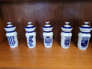 Coleccion albarelos Sargadelos escudos 