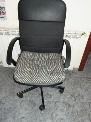 Silla escritorio negra