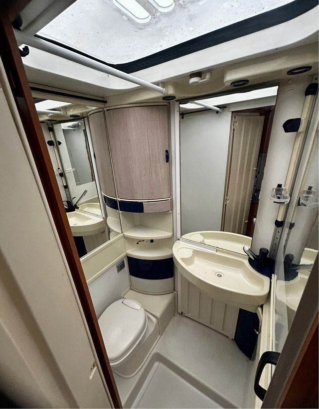 Autocaravana INTEGRAL Hymer Eriba B524