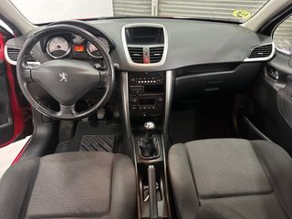 Peugeot 207 1.6 hdi 