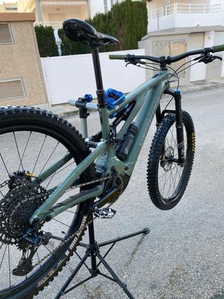 Specialized turbo levo 2022 (dos baterías)