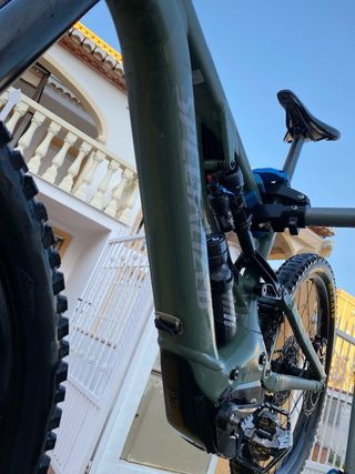 Specialized turbo levo 2022 (dos baterías)