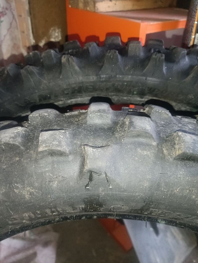 Neumáticos michelin enduro medium