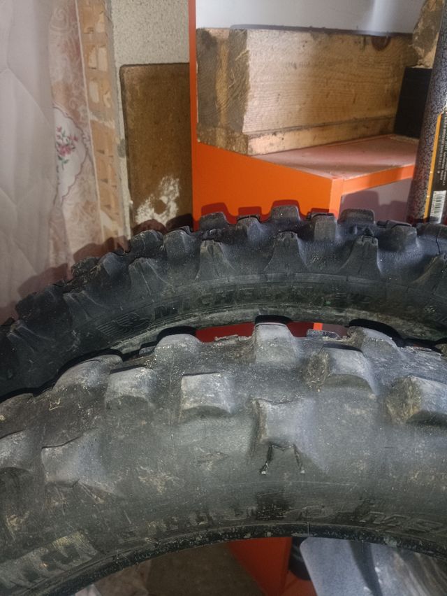 Neumáticos michelin enduro medium