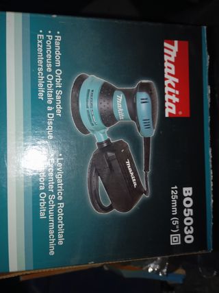 Lijadora rotorbital Makita BO5030