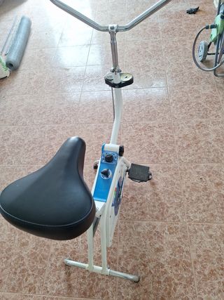 Bicicleta estática BH