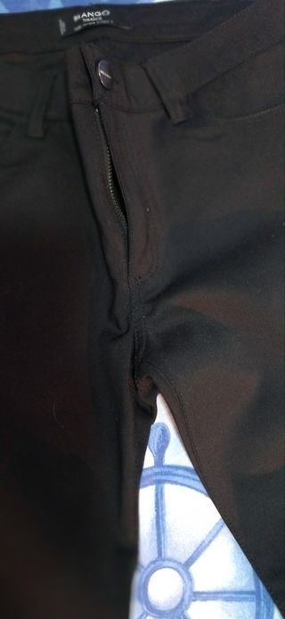 Pantalón Mango basics