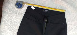 Pantalón Mango basics