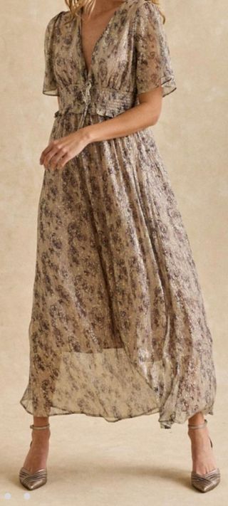 Vestido largo estilo boho chic metalizado