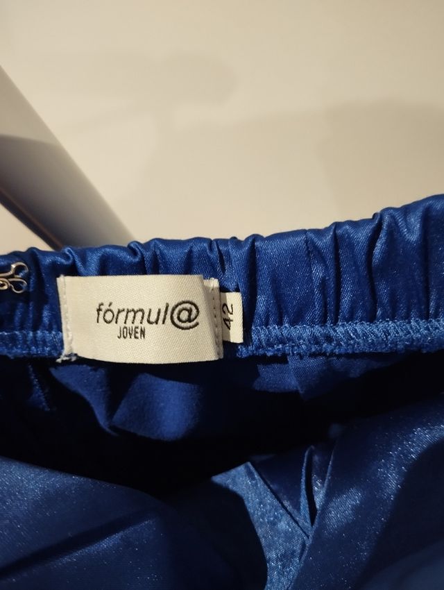 Vestido corto azul satinado