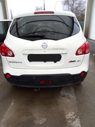 Nissan Qashqai+2 2010