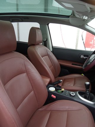 Nissan Qashqai+2 2010