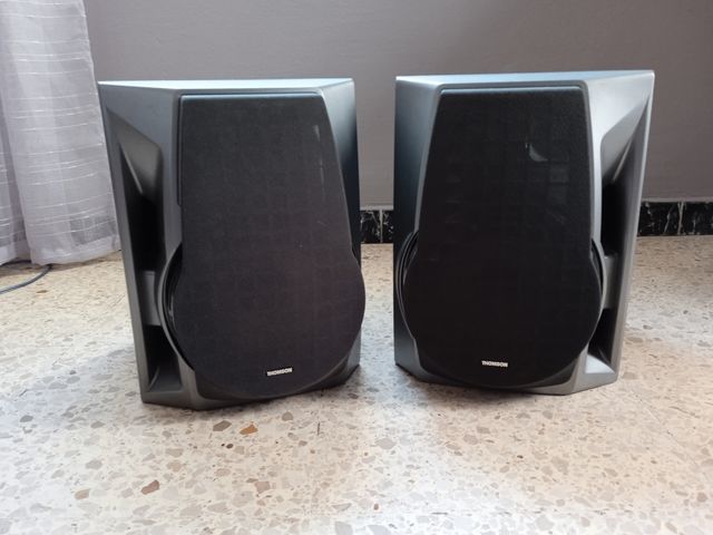 Altavoces "Thomson" Kevlar Woofer. Mo: A280, 30W