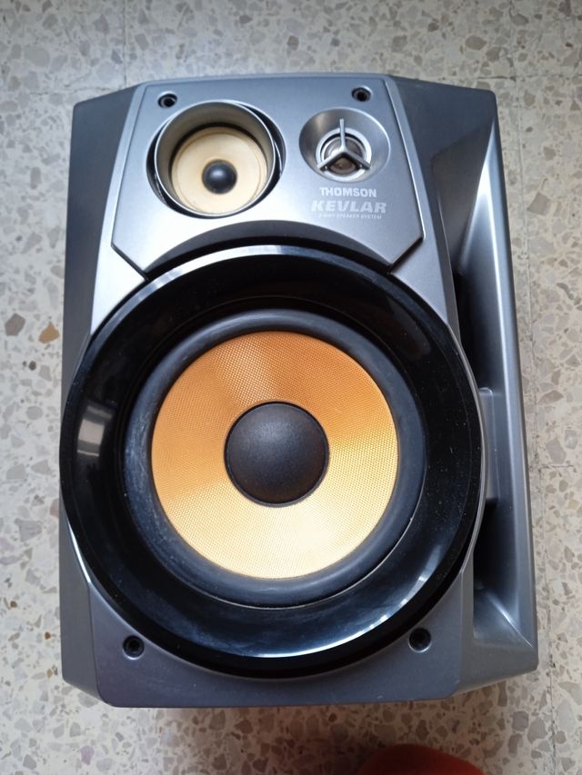 Altavoces "Thomson" Kevlar Woofer. Mo: A280, 30W