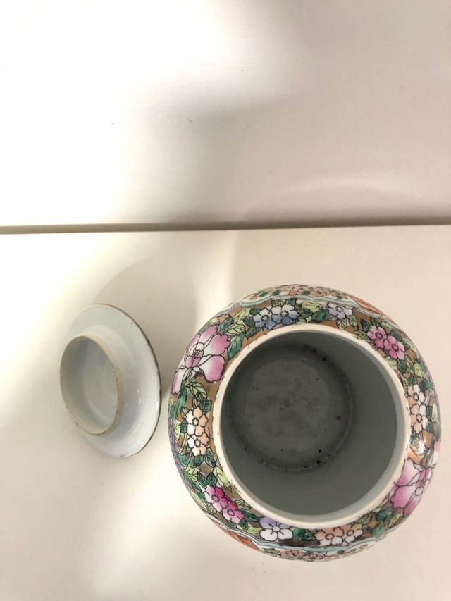 Vaso in ceramica giapponese