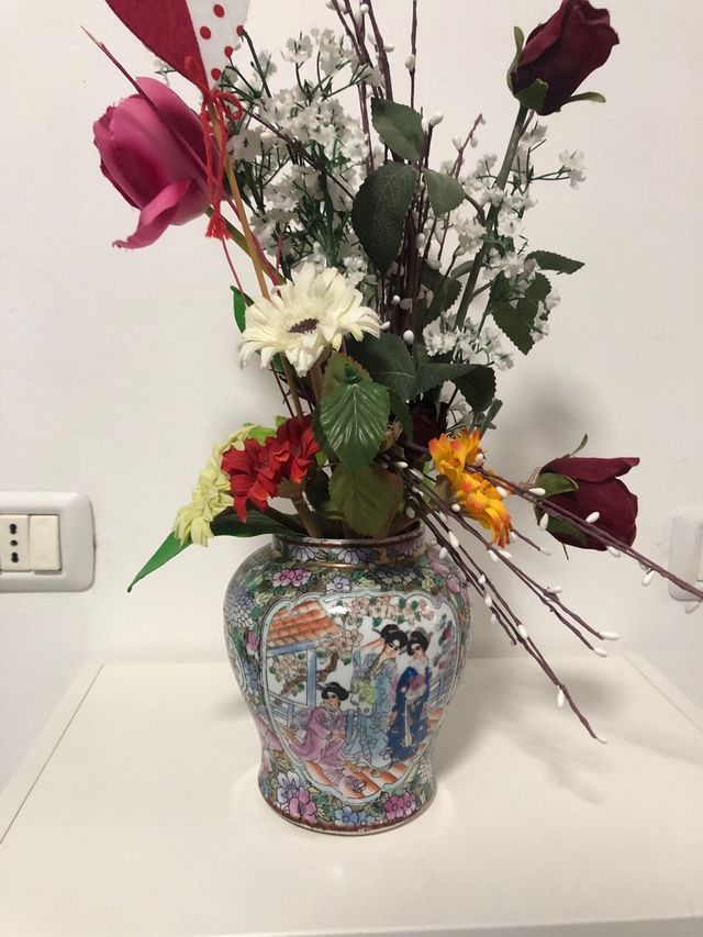 Vaso in ceramica giapponese