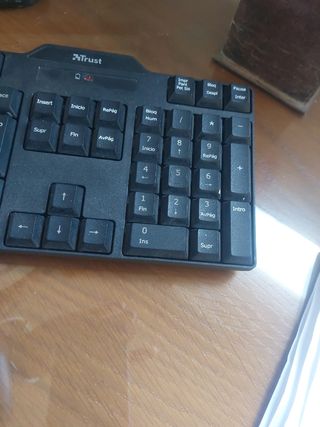 Teclado y ratón inalambrico