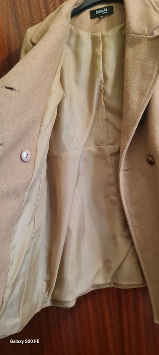 Abrigo corto mujer, Talla 42,muy bueno,casi nuevo