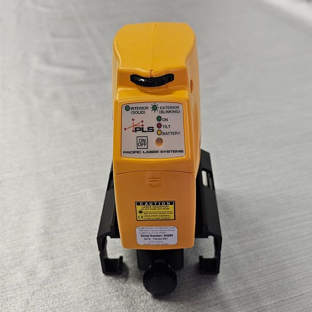 Tracciatore laser PLS 90 angoli a 90°