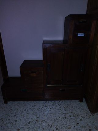 Mueble en escalera