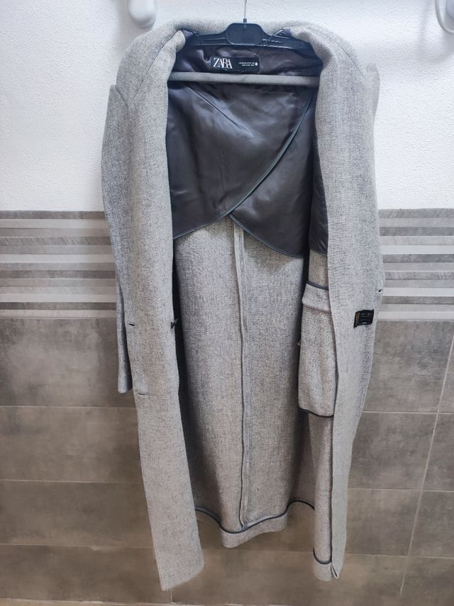 Abrigo lana Zara
