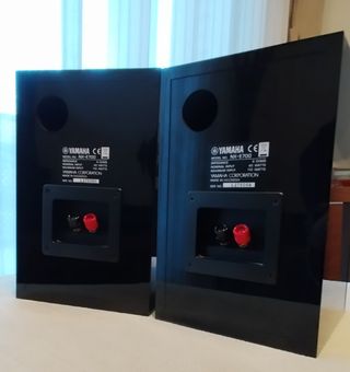 Altavoces Yamaha NX-E700