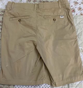 Pantalon Corto Beige Chino Pull and Bear