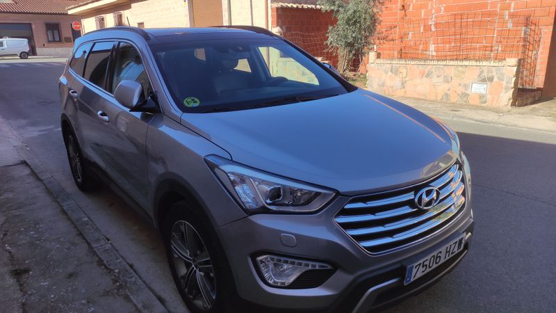 Hyundai Grand Santa Fe 2014 - foto 1